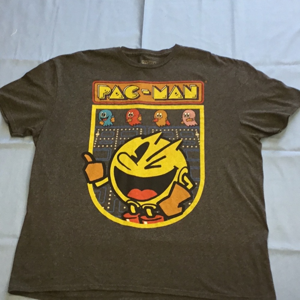 Pac Man 2XLarge Gray Retro Arcade Video Game T-Shirt